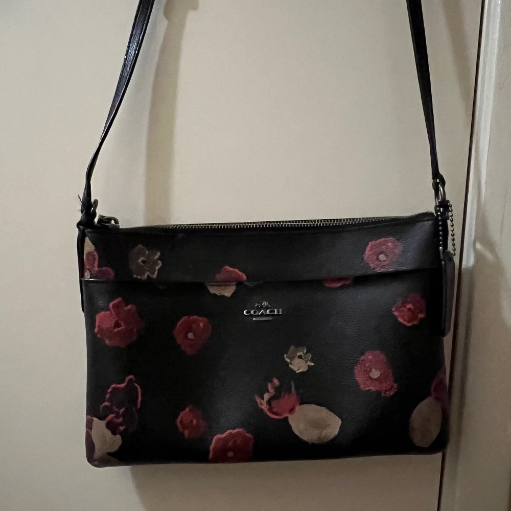 Coach crossbody purse